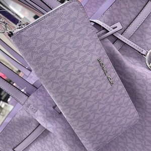 MICHAEL KORS Jet Set Large Signature Logo Continental Wallet Wristlet Lt Quartz